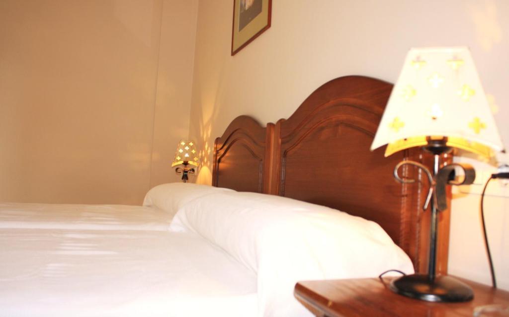 Hostal Carlos 2 La Línea de la Concepción Exteriör bild